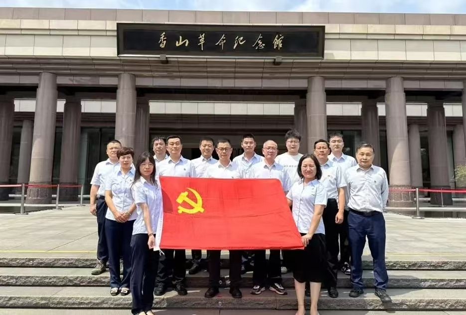 基层党支部积极开展“七一”主题党日活动