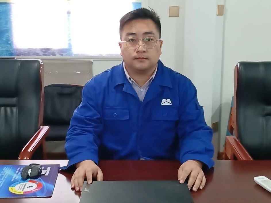 公司先进典型风采展示 | 从初心启航，在建筑的星河中闪耀前行 — 公司2024年先进标兵袁霄