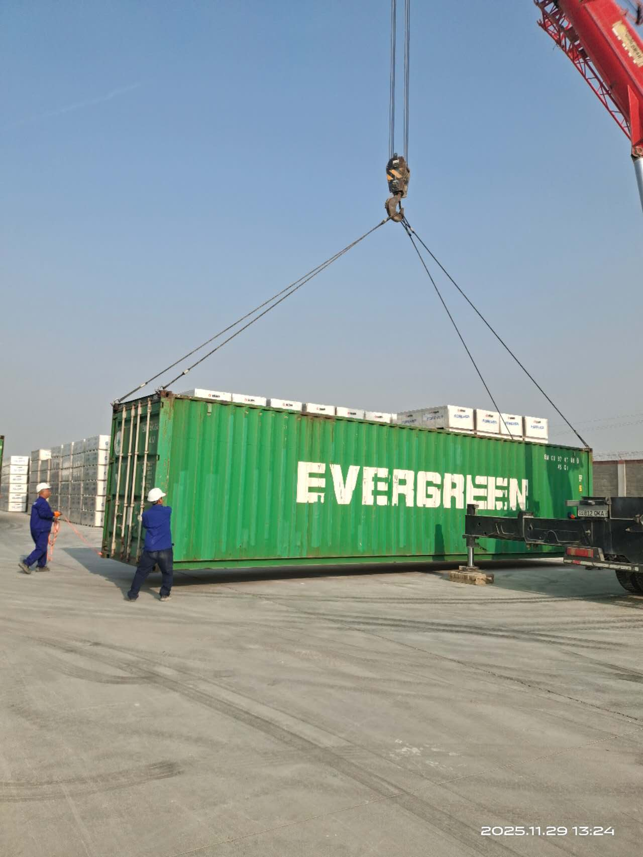 首批设备运抵现场 项目施工全面展开 | 乌兹别克斯坦10万吨石膏粉生产线正式开工