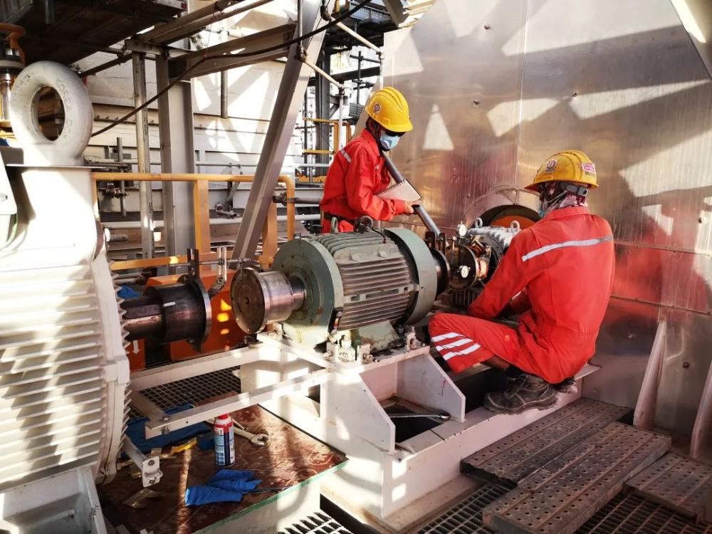 为祖国庆生，向建党百年献礼，国庆我在岗！