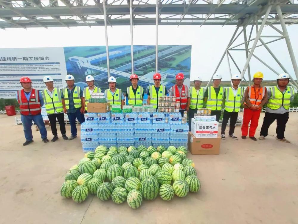 最热时段中伏至！带你看中机建设人百变防暑小技巧